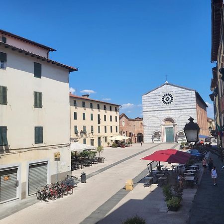 Lo Stellario Di Lucca Apartment ภายนอก รูปภาพ